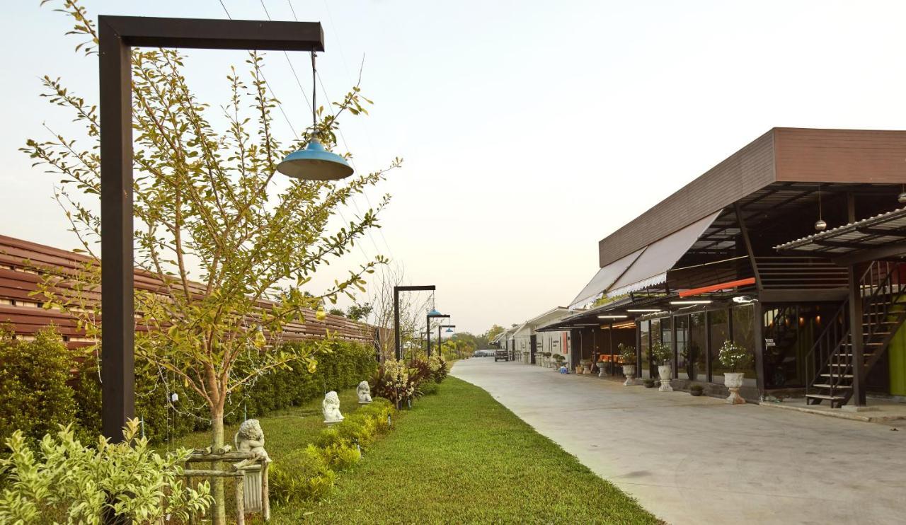 The Sun Resort Ratchaburi Екстериор снимка